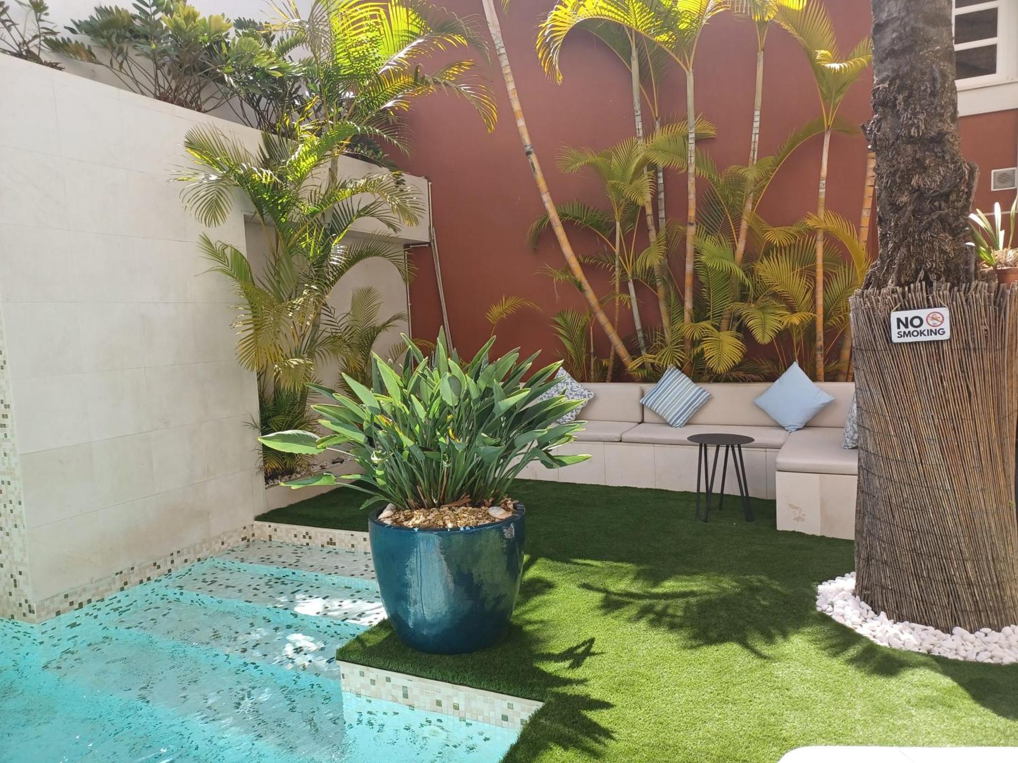 Villa Zawaia B&B Lagos Exterior photo