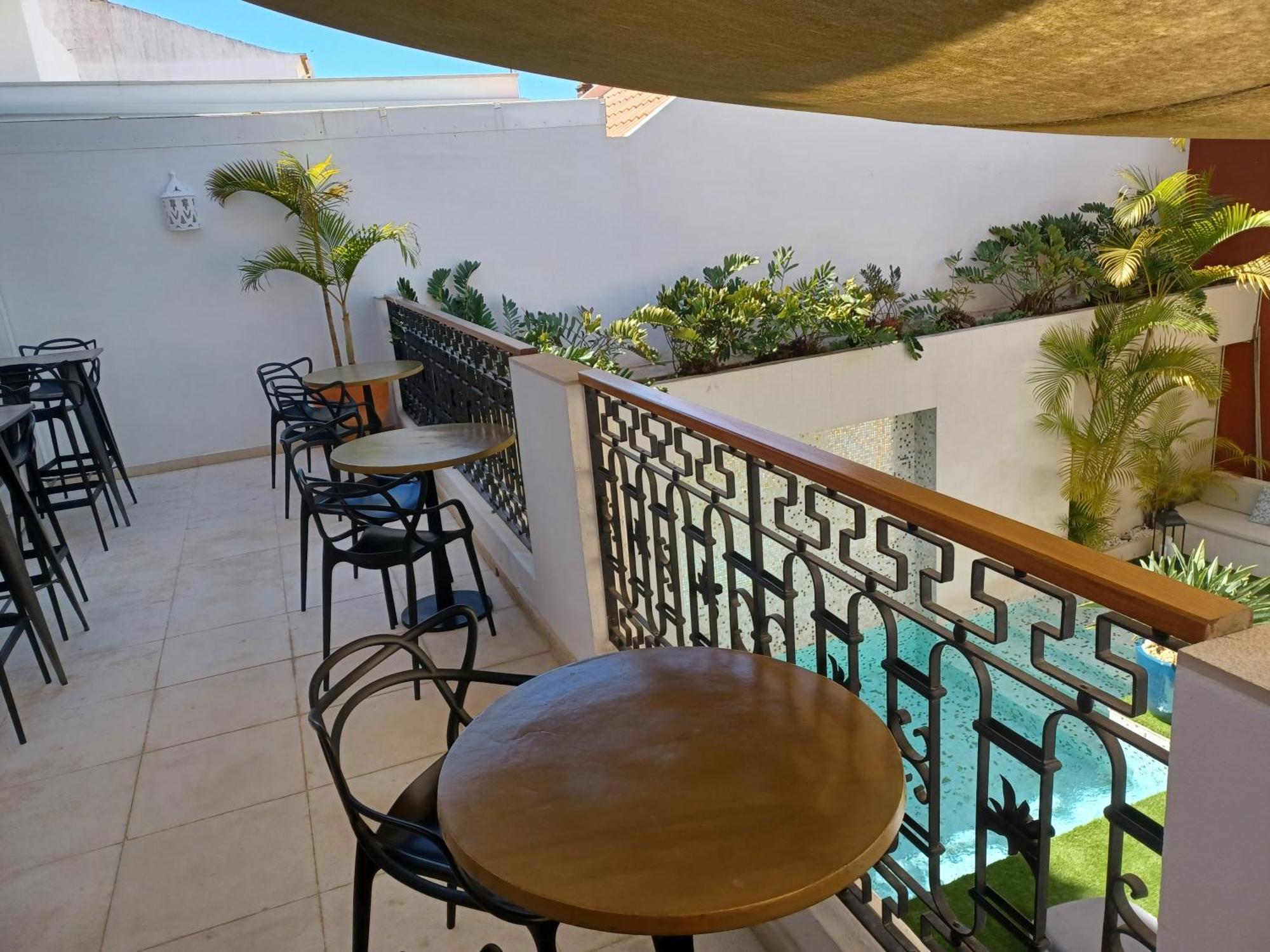 Villa Zawaia B&B Lagos Exterior photo